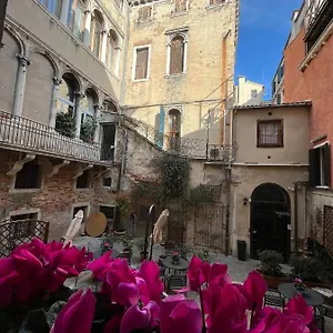 Corte Del Doge Di Rialto Bed & Breakfast Venezia