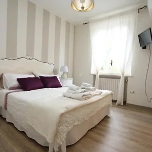 Bed & Breakfast Tra I Campi Di Papaveri, Medesano